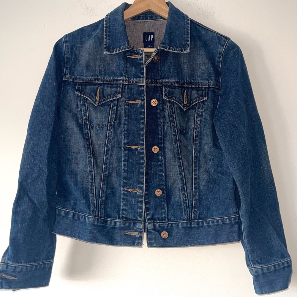 GAP Women's Classic Blue Jean Jacket